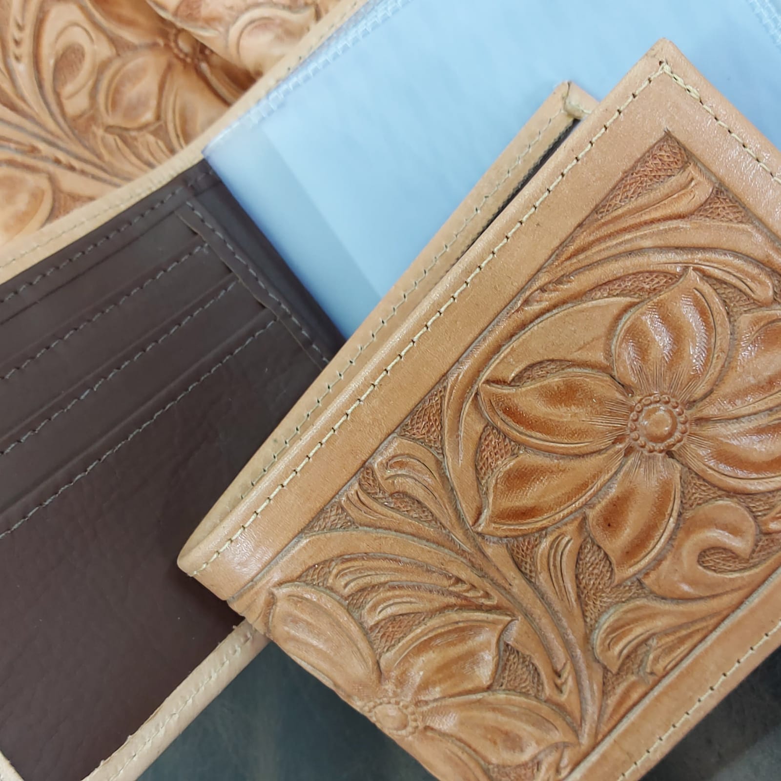 Carteira Masculina Bordada Floral